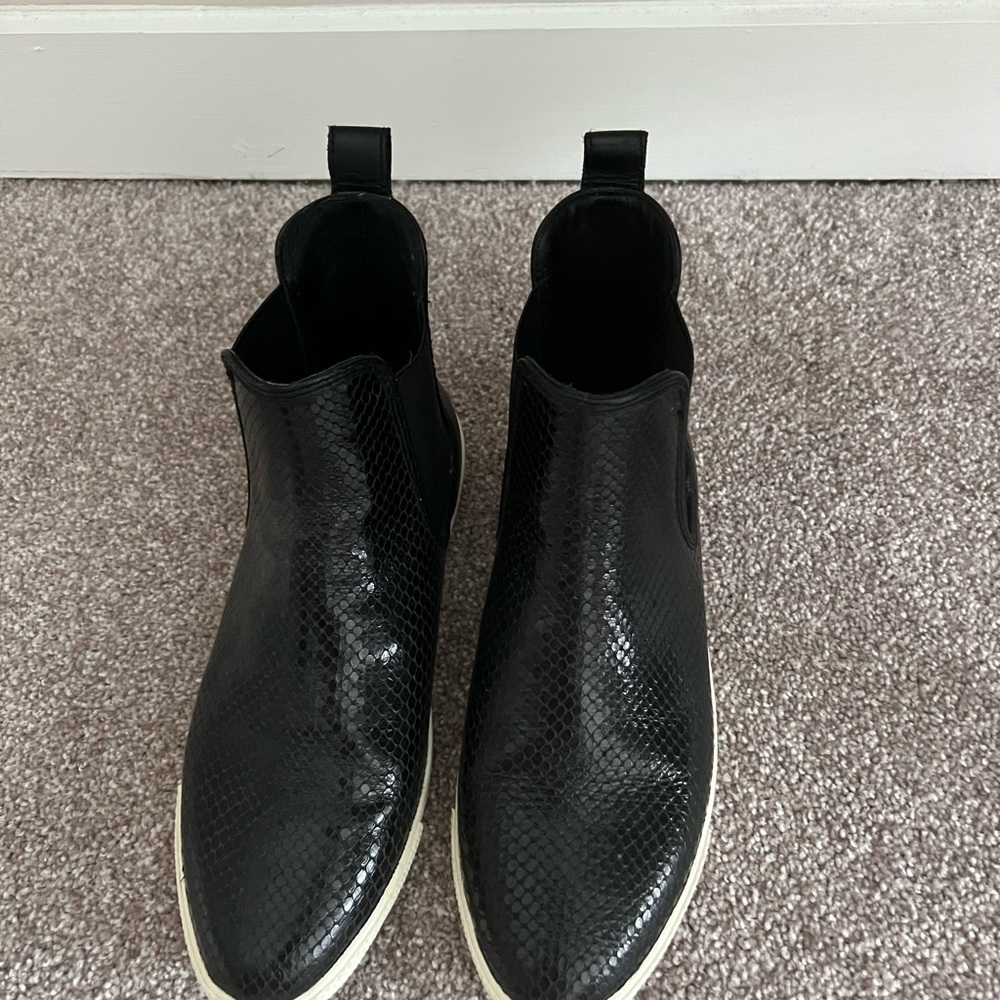 NWOB Marc Jacobs snake embossed slip on Booties.